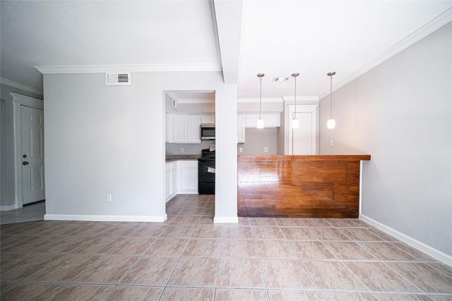 12329 Springcrest Drive, Houston, TX 77072
