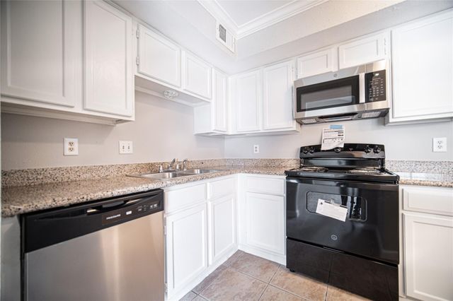 12329 Springcrest Drive, Houston, TX 77072