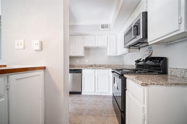 12329 Springcrest Drive, Houston, TX 77072