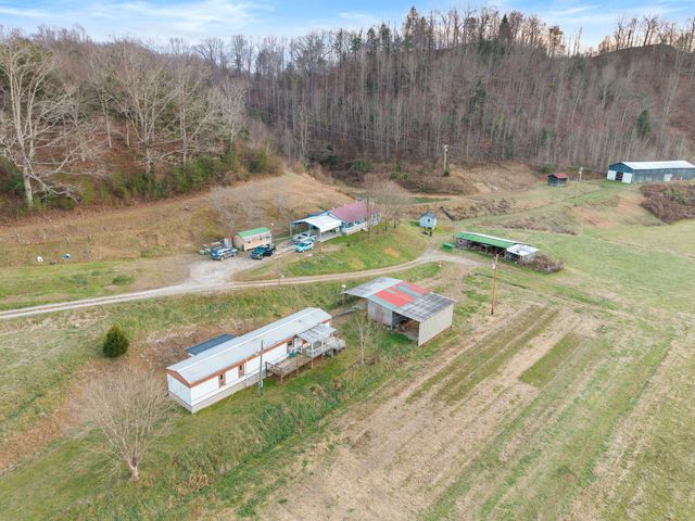 684 Martin Cemetary Road, Manchester, KY 40962