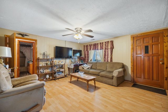 684 Martin Cemetary Road, Manchester, KY 40962