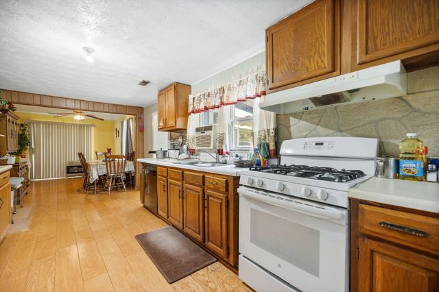 684 Martin Cemetary Road, Manchester, KY 40962