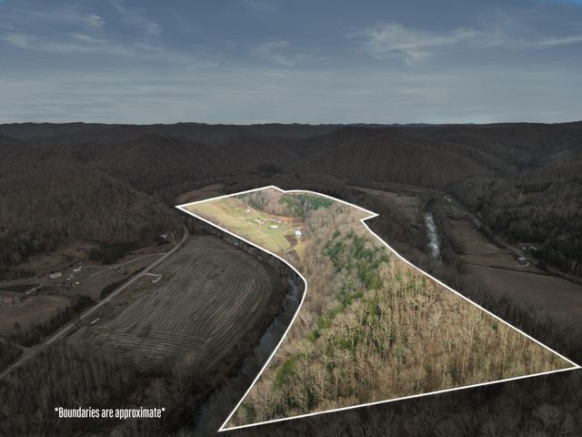 684 Martin Cemetary Road, Manchester, KY 40962