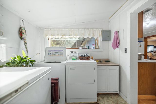 684 Martin Cemetary Road, Manchester, KY 40962