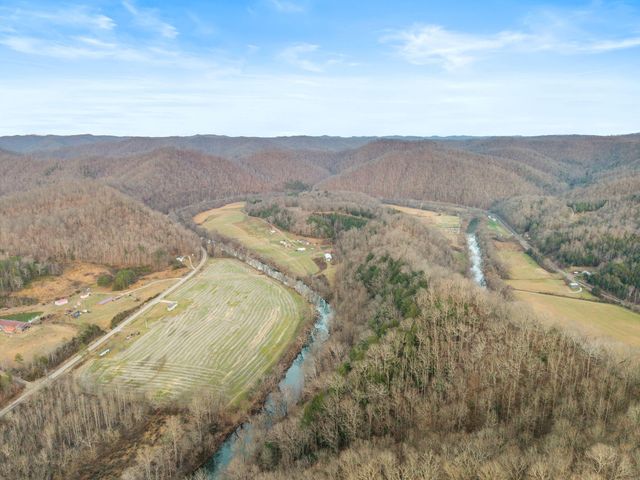 684 Martin Cemetary Road, Manchester, KY 40962