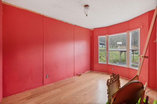 684 Martin Cemetary Road, Manchester, KY 40962