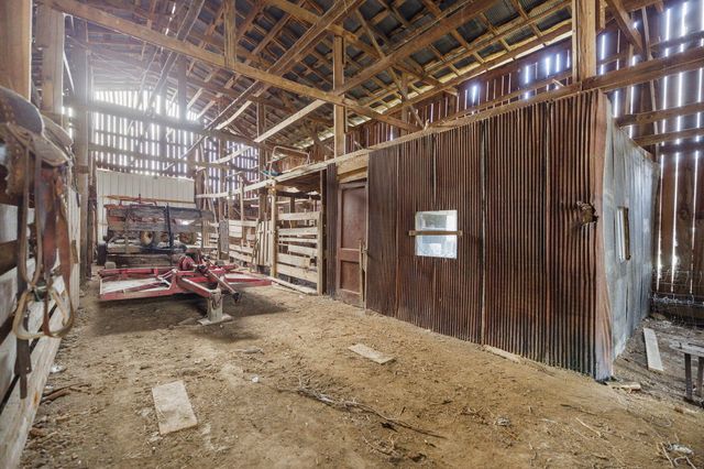 684 Martin Cemetary Road, Manchester, KY 40962