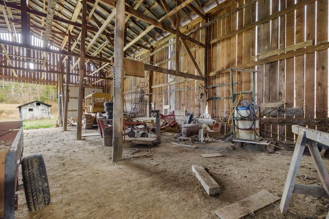 684 Martin Cemetary Road, Manchester, KY 40962