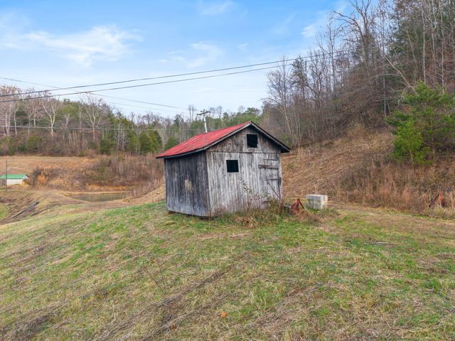 684 Martin Cemetary Road, Manchester, KY 40962