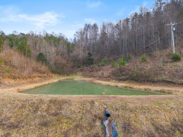 684 Martin Cemetary Road, Manchester, KY 40962