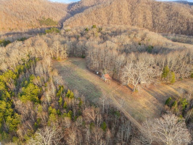 684 Martin Cemetary Road, Manchester, KY 40962