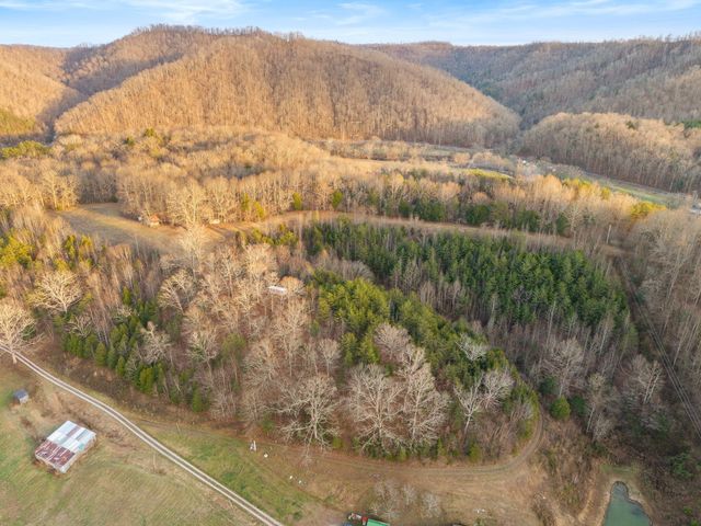 684 Martin Cemetary Road, Manchester, KY 40962