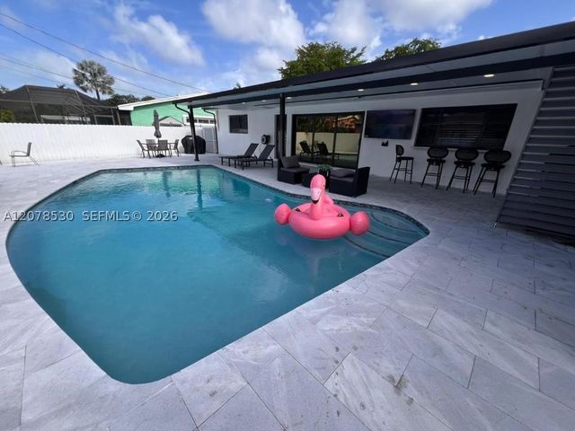 431 NE 146th Ter, Miami, FL 33161