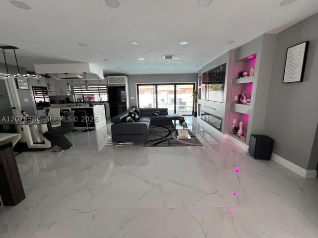 431 NE 146th Ter, Miami, FL 33161