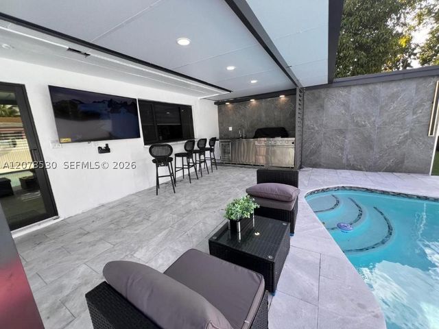 431 NE 146th Ter, Miami, FL 33161