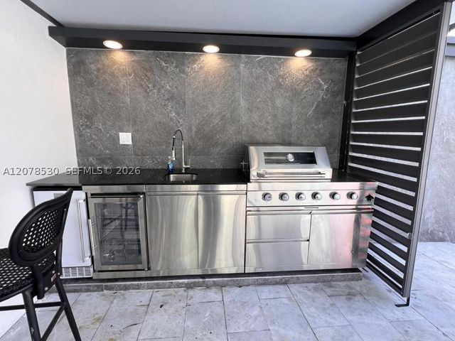 431 NE 146th Ter, Miami, FL 33161