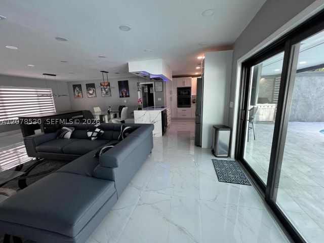 431 NE 146th Ter, Miami, FL 33161