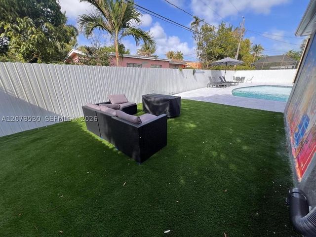 431 NE 146th Ter, Miami, FL 33161
