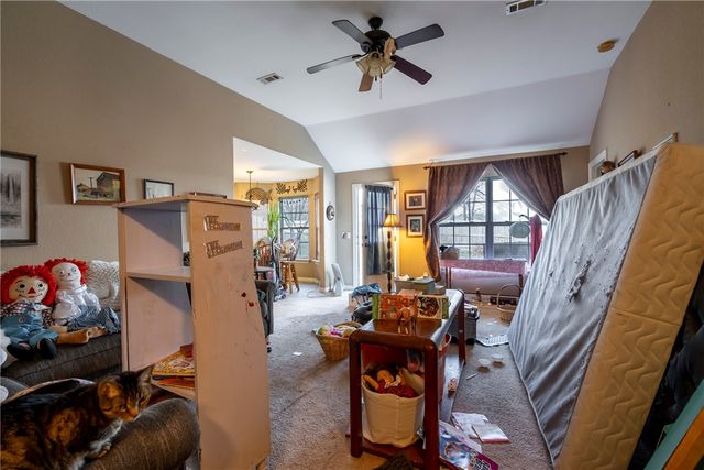 610 Avalon Drive, Gentry, AR 72734