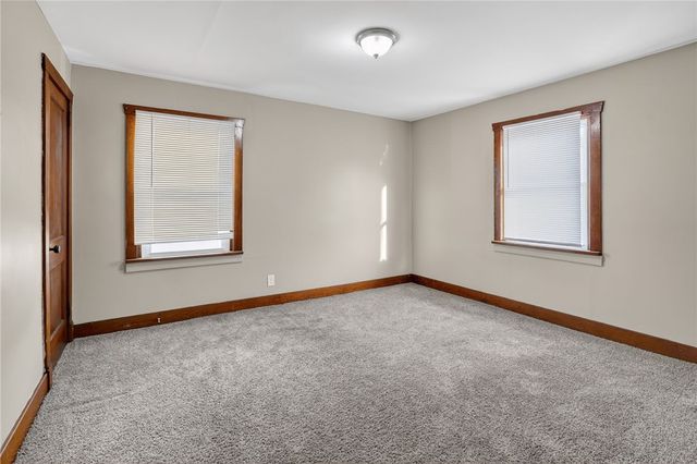 1430 Dickson St, Brighton Heights, PA 15212