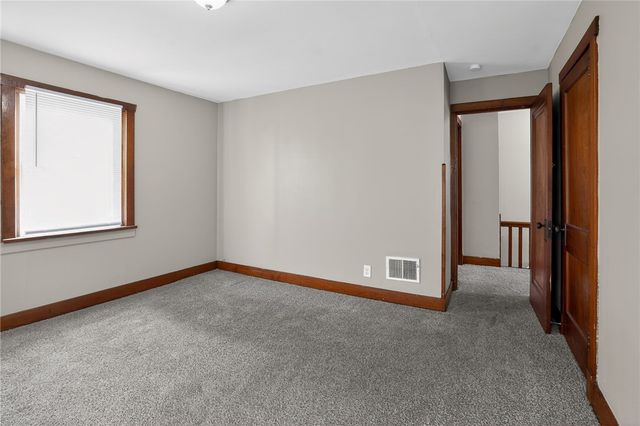 1430 Dickson St, Brighton Heights, PA 15212