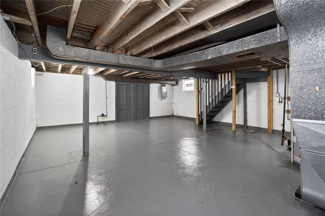 1430 Dickson St, Brighton Heights, PA 15212