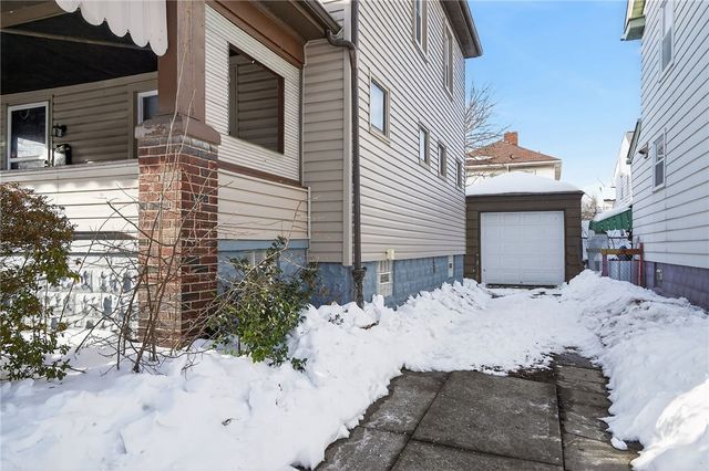 1430 Dickson St, Brighton Heights, PA 15212