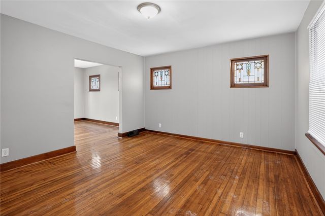 1430 Dickson St, Brighton Heights, PA 15212