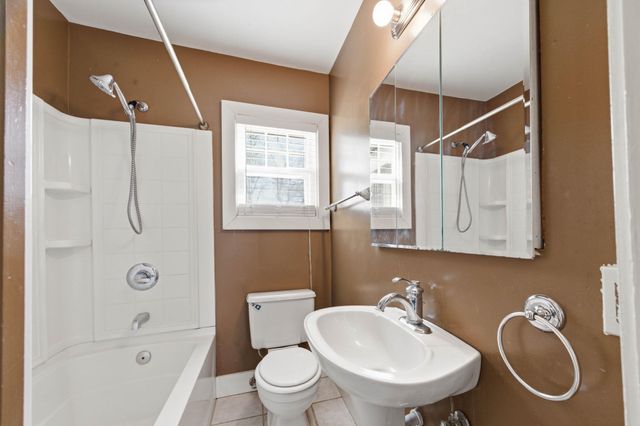 636 N Pershing Ave, Wichita, KS 67208