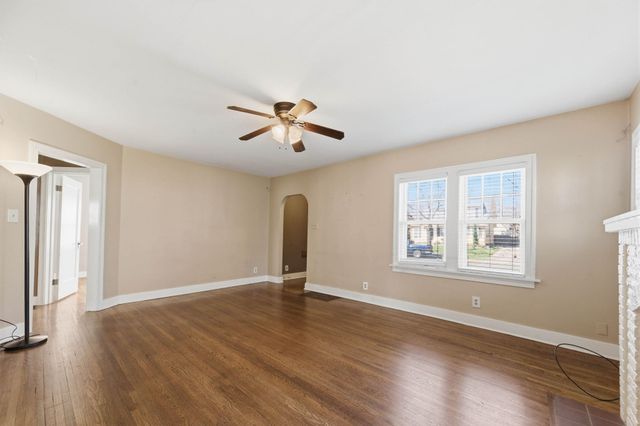 636 N Pershing Ave, Wichita, KS 67208