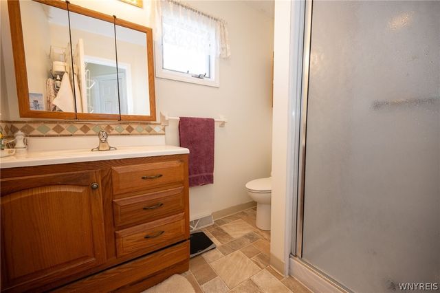 4746 Bay View Road, Hamburg, NY 14075