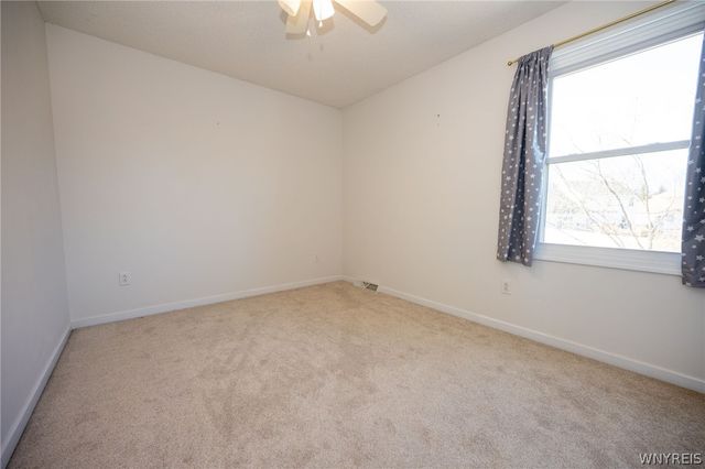 4746 Bay View Road, Hamburg, NY 14075