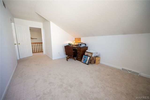 4746 Bay View Road, Hamburg, NY 14075