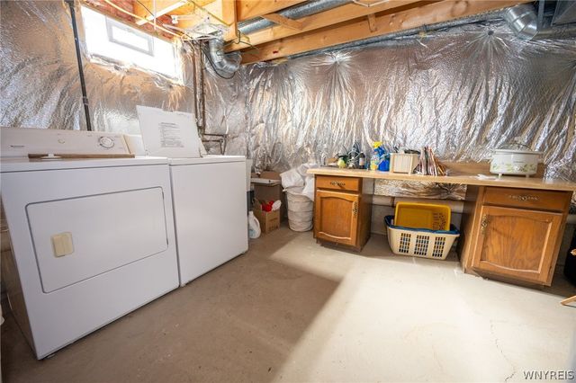 4746 Bay View Road, Hamburg, NY 14075