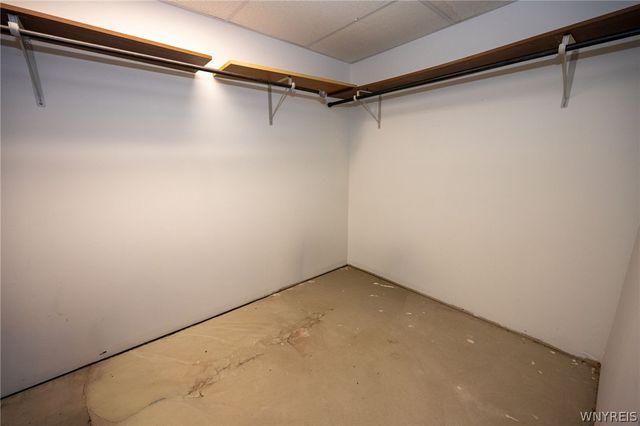 4746 Bay View Road, Hamburg, NY 14075