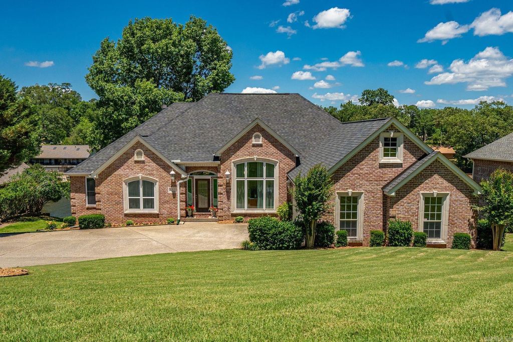 7 Stonegate Lane, Hot Springs, AR 71913