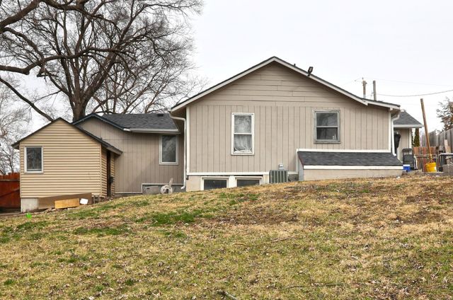 5902 Boston Avenue, Des Moines, IA 50322