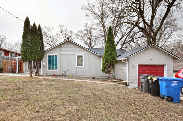 5902 Boston Avenue, Des Moines, IA 50322