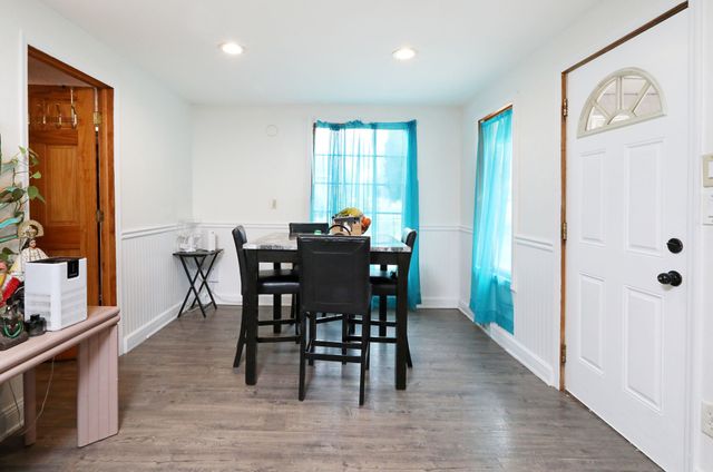 5902 Boston Avenue, Des Moines, IA 50322