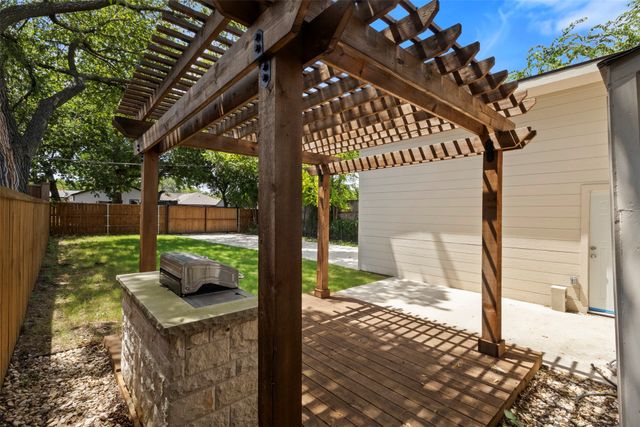1107 S Waverly Drive, Dallas, TX 75208