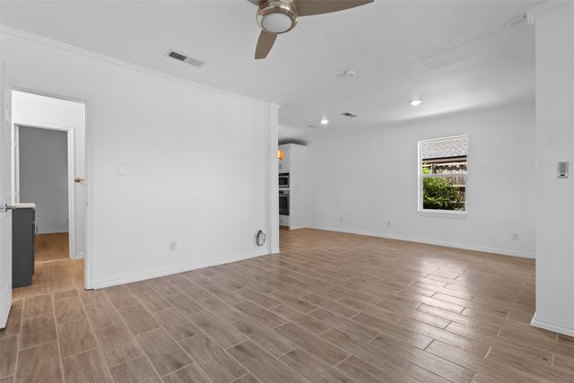 1107 S Waverly Drive, Dallas, TX 75208
