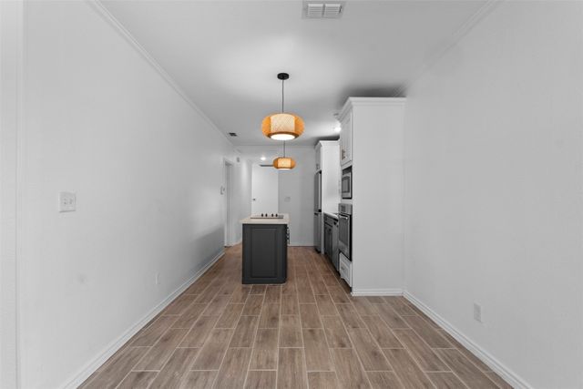 1107 S Waverly Drive, Dallas, TX 75208