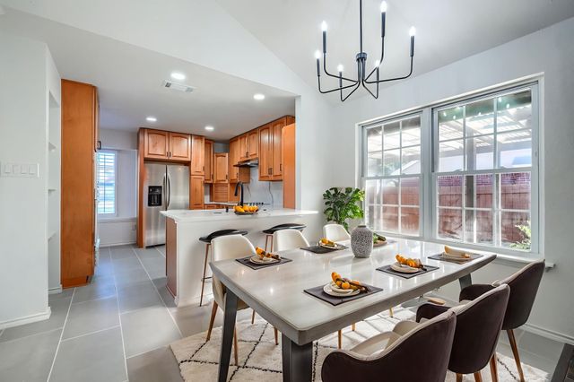 803 Park Place Boulevard, Midlothian, TX 76065