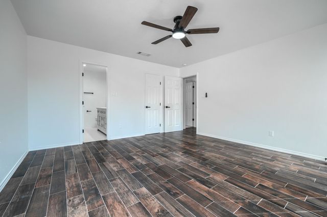 803 Park Place Boulevard, Midlothian, TX 76065