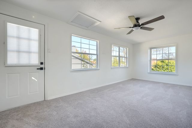 803 Park Place Boulevard, Midlothian, TX 76065