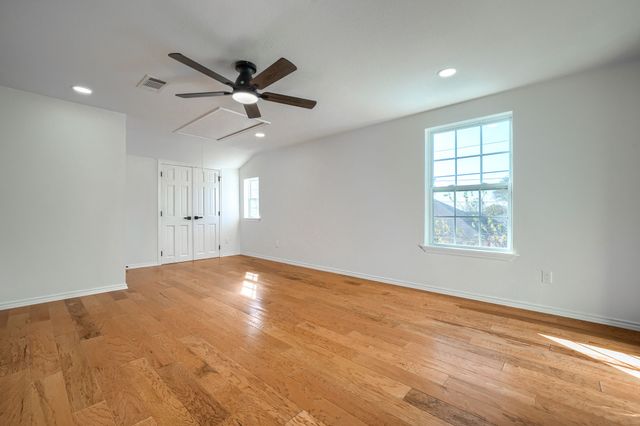 803 Park Place Boulevard, Midlothian, TX 76065