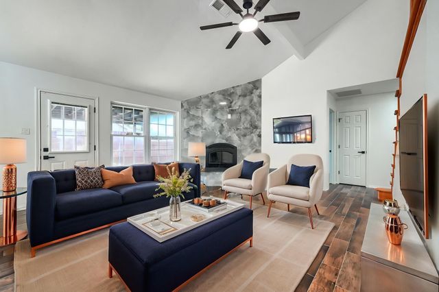 803 Park Place Boulevard, Midlothian, TX 76065