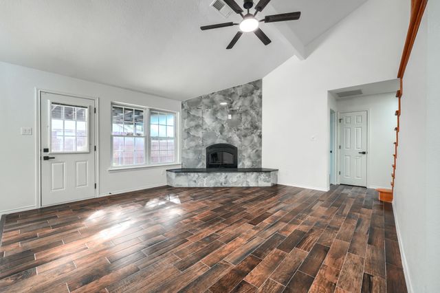 803 Park Place Boulevard, Midlothian, TX 76065