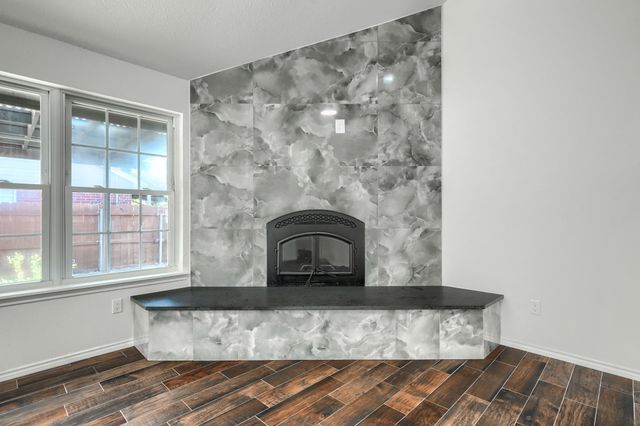 803 Park Place Boulevard, Midlothian, TX 76065