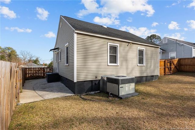 1001 Anarine Road, Fayetteville, NC 28303